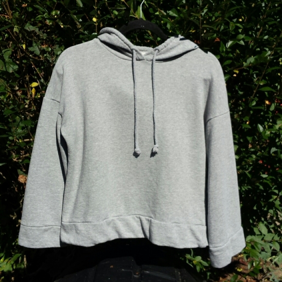 Rue21 Embroidered Floral Heather Gray Hoodie Pullover Sweatshirt M - Picture 2 of 8